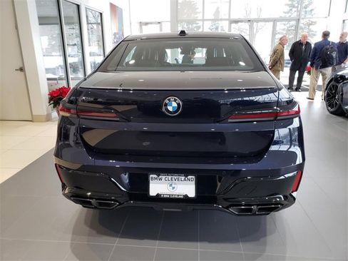 New 2026 BMW 760i xDrive image 5