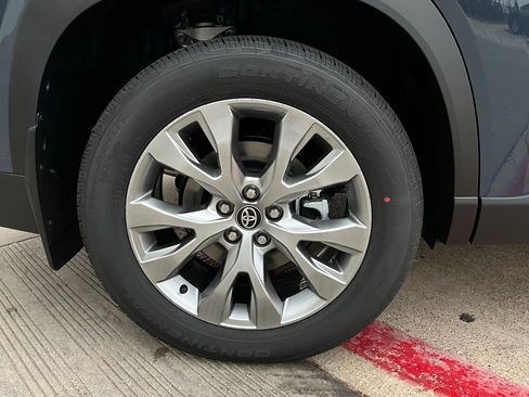 New 2026 Toyota Grand Highlander Limited image 8