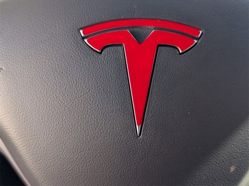 Used 2022 Tesla Model 3 image 23