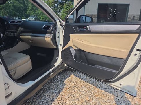 Used 2015 Subaru Outback 2.5i Premium AWD/4WD image 26