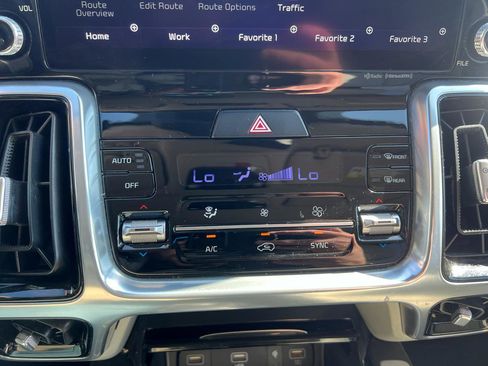 Used 2023 Kia Sorento SX image 50