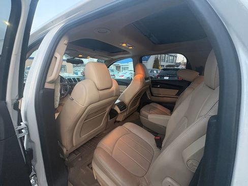 Used 2011 GMC Acadia Denali image 23