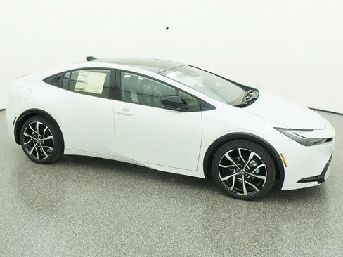 New 2026 Toyota Prius Plug-In Hybrid FWD image 54