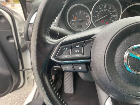 Used 2017 MAZDA MAZDA6 Sport image 16