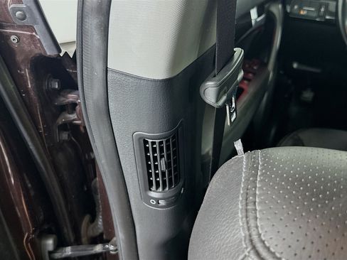 Used 2015 Kia Sorento EX w/ EX V6 Touring Package FWD image 29