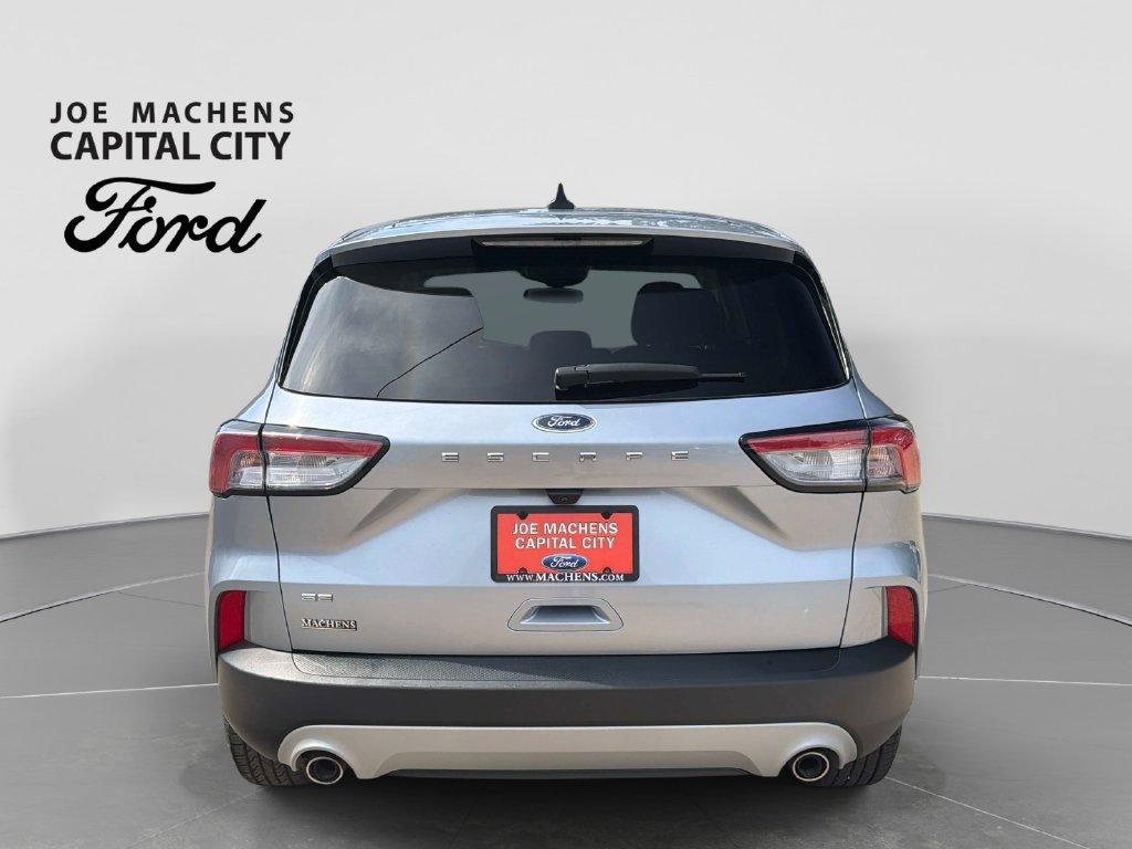 Used 2022 Ford Escape SE w/ Convenience Package FWD image 6