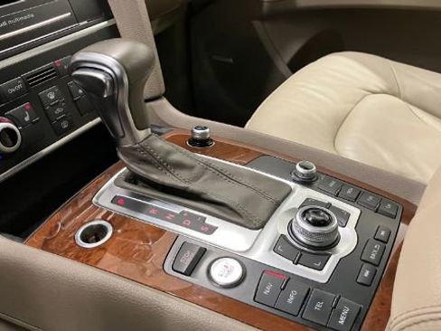 Used 2015 Audi Q7 3.0T Premium Plus w/ Premium Plus Package image 33