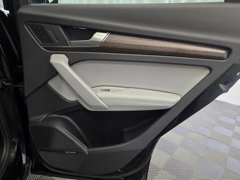 Certified 2025 Audi Q5 2.0T Premium Plus w/ Premium Plus Package image 25