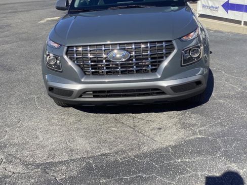 New 2026 Hyundai Venue SEL image 5