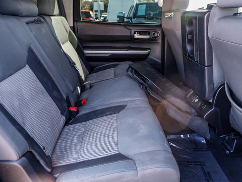 Used 2016 Toyota Tundra SR5 image 17