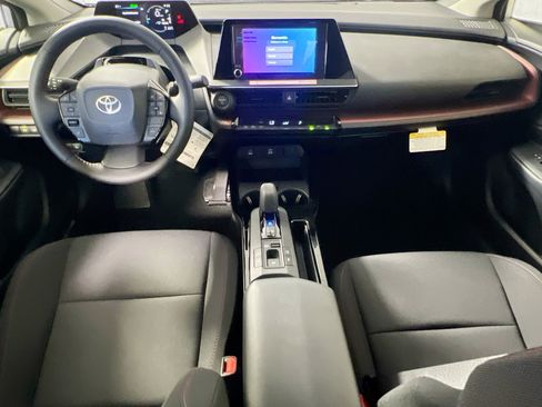 New 2026 Toyota Prius Plug-In Hybrid FWD image 29