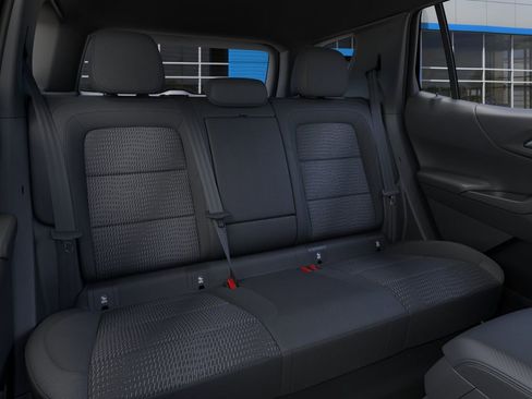 New 2026 Chevrolet Equinox LT w/ Safety and Technology Package FWD image 17