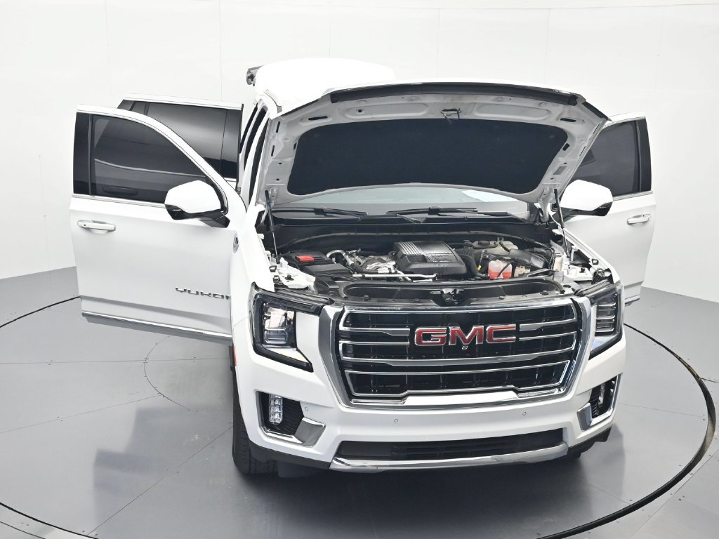 Used 2024 GMC Yukon SLT w/ SLT Luxury Package AWD/4WD image 47