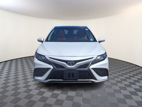 Used 2021 Toyota Camry XSE AWD/4WD image 3