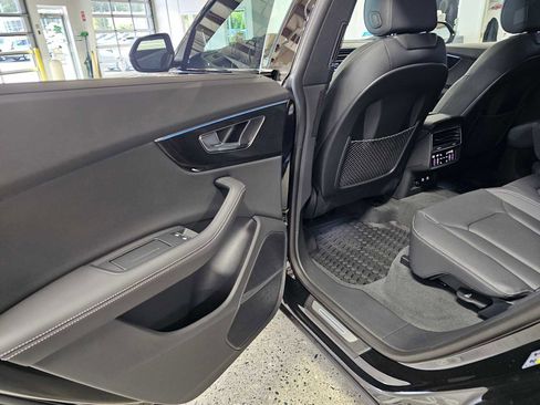 New 2025 Audi Q8 Premium Plus image 16