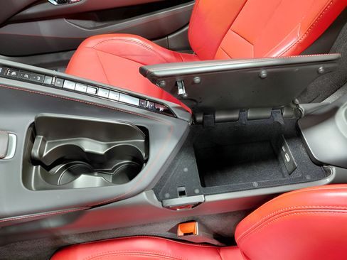 Used 2024 Chevrolet Corvette Stingray Coupe w/ 1LT RWD image 35