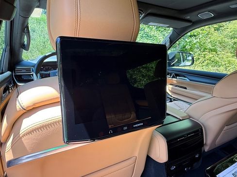 New 2026 Jeep Grand Wagoneer Summit AWD/4WD image 19