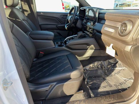 New 2026 Chevrolet Colorado Trail Boss AWD/4WD image 11