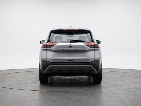 Used 2025 Nissan Rogue SV AWD/4WD image 7