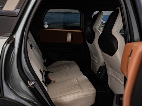 Certified 2025 MINI Cooper Countryman S w/ Comfort Package Max image 43