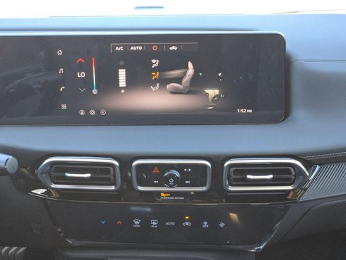 New 2026 Nissan Sentra SV w/ Floor Mat Package FWD image 13
