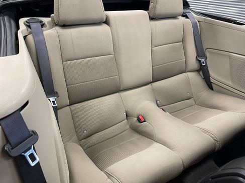 Used 2011 Ford Mustang GT image 17