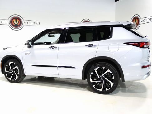 Used 2023 Mitsubishi Outlander SEL image 34