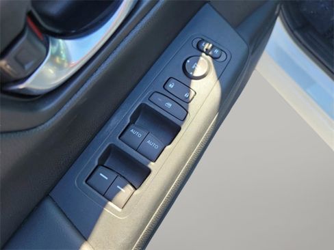 Used 2024 Honda CR-V EX image 13