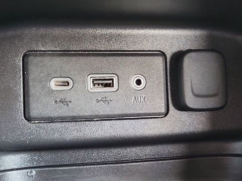 Used 2021 Chevrolet Equinox LS w/ LS Convenience Package FWD image 15