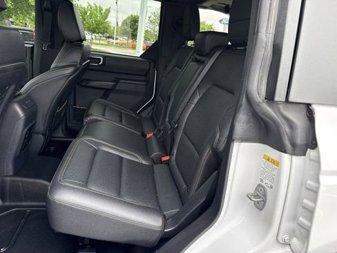 Certified 2024 Ford Bronco Badlands AWD/4WD image 11