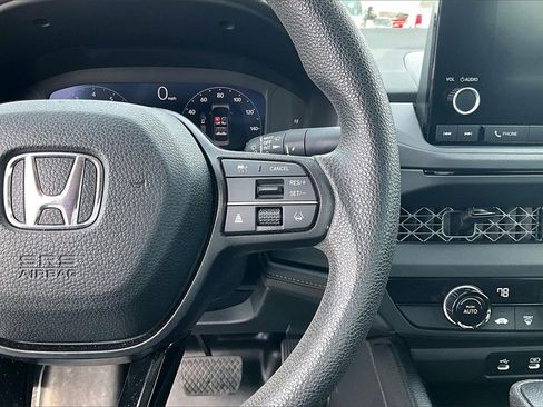 Used 2023 Honda Accord LX image 18