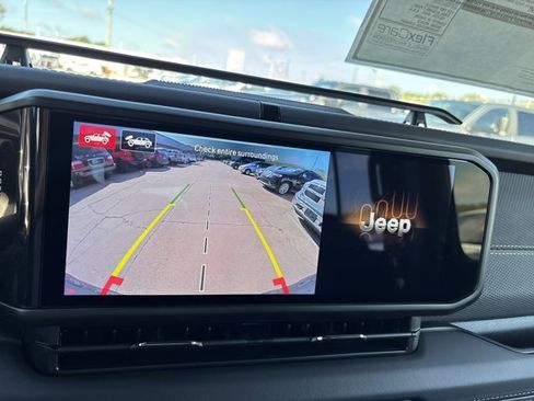 New 2025 Jeep Wrangler Unlimited Rubicon 392 image 35