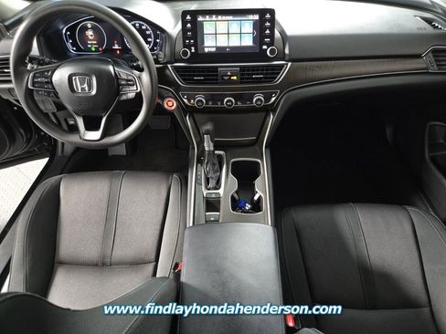 Certified 2018 Honda Accord EX image 17