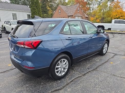 Used 2024 Chevrolet Equinox LS image 4