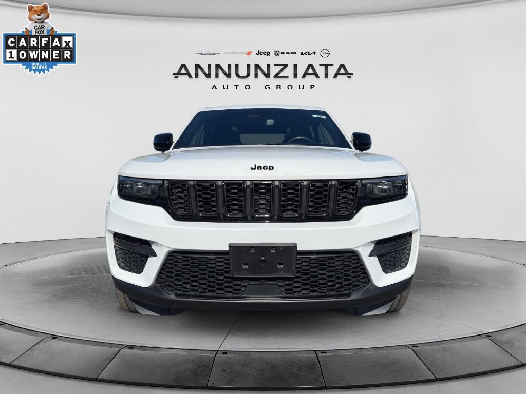 Certified 2023 Jeep Grand Cherokee Altitude AWD/4WD image 8