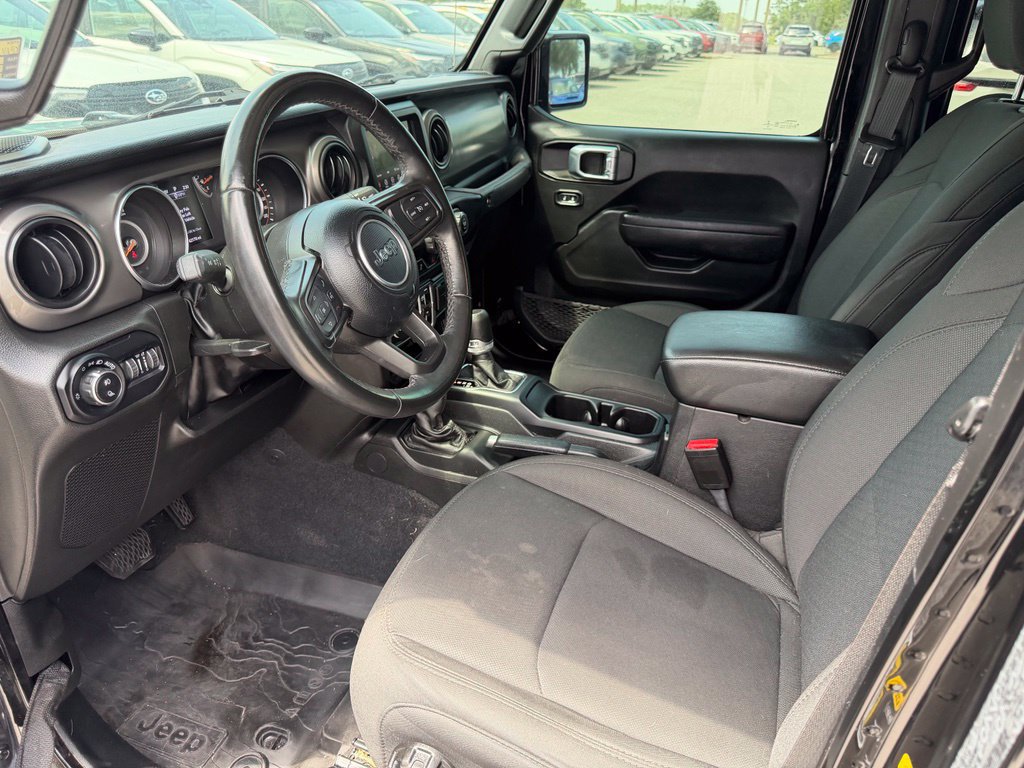 Used 2022 Jeep Gladiator Sport AWD/4WD image 23