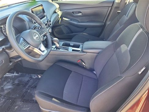 Certified 2025 Nissan Sentra SV image 7