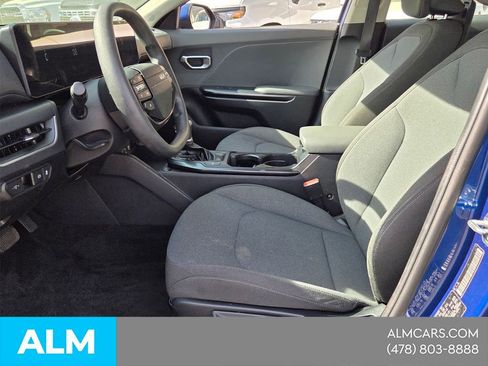 Used 2025 Kia K4 LXS image 5