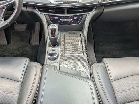 Used 2020 Cadillac CT6 V w/ LPO, Premium Carpet Package AWD/4WD image 20