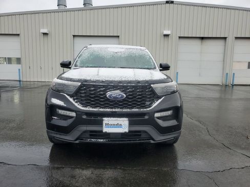 Used 2020 Ford Explorer ST w/ ST Street Pack image 2