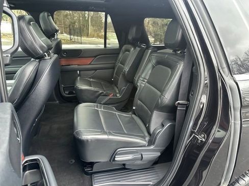 Used 2024 Lincoln Navigator L 4WD image 23