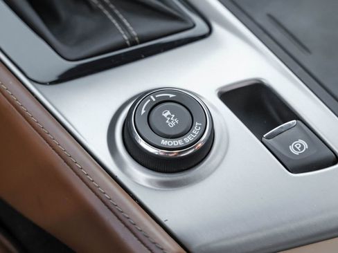 Used 2016 Chevrolet Corvette Z06 w/ 3LZ Preferred Equipment Group image 24