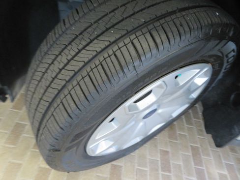 Used 2016 Ford Transit Connect XL image 11