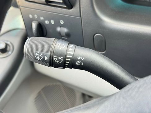 Used 2006 Ford F350 XLT image 23