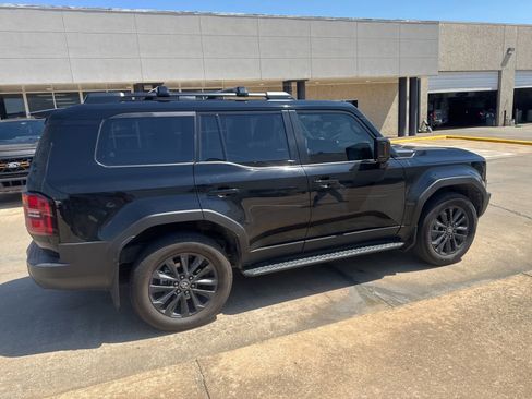 Used 2024 Toyota Land Cruiser w/ Premium Package AWD/4WD image 9