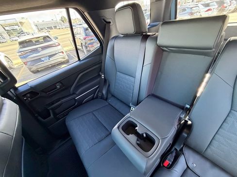 Used 2026 Toyota 4Runner TRD Off-Road Premium image 16