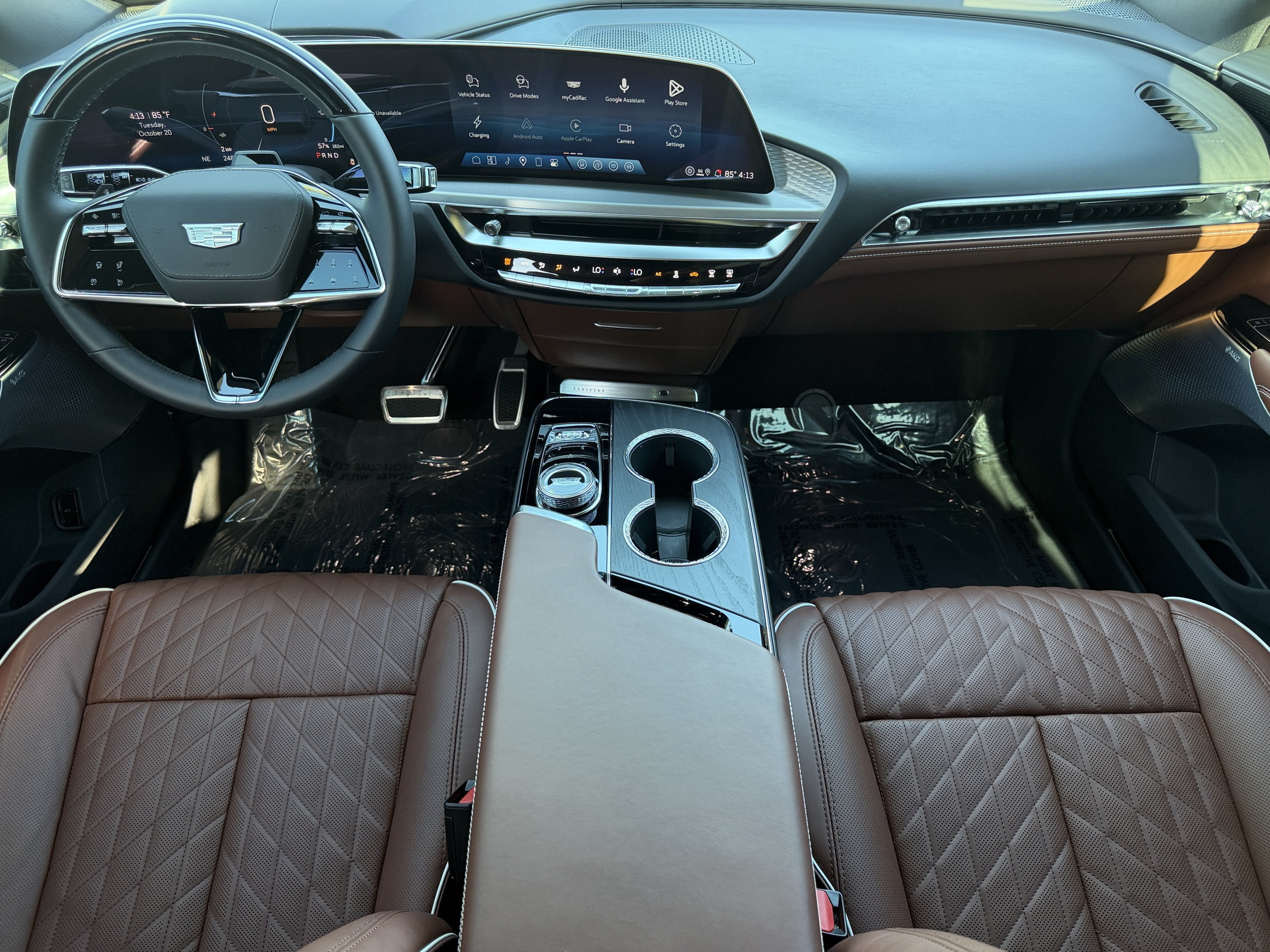 Used 2027 Cadillac Lyriq Signature Luxury RWD image 14
