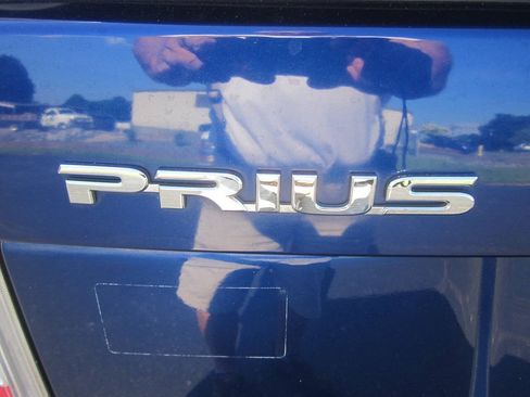 Used 2010 Toyota Prius Three FWD image 31