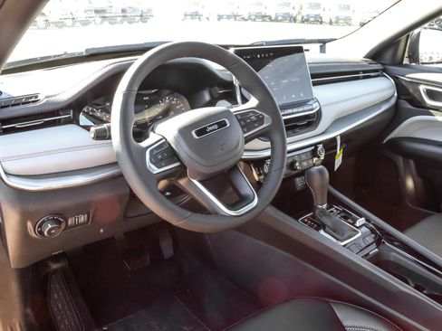 New 2026 Jeep Compass Limited image 4