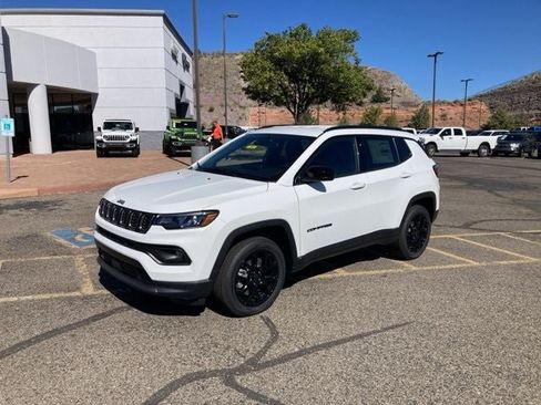 New 2026 Jeep Compass Latitude AWD/4WD image 2